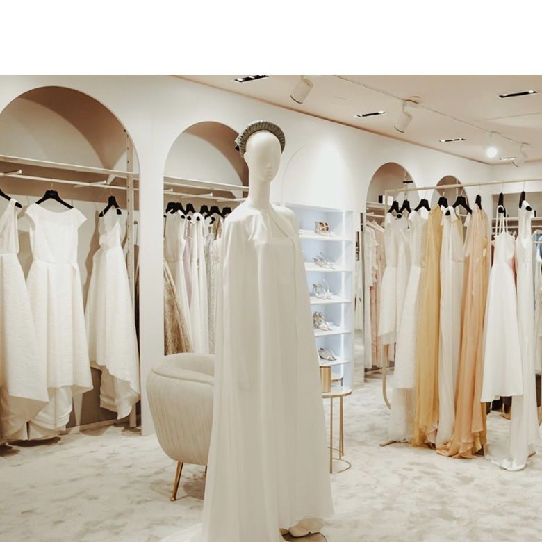 https://www.arteco-italy.com/wp-content/uploads/2019/07/La-Rinascente-Sposa-Milano-2.jpg